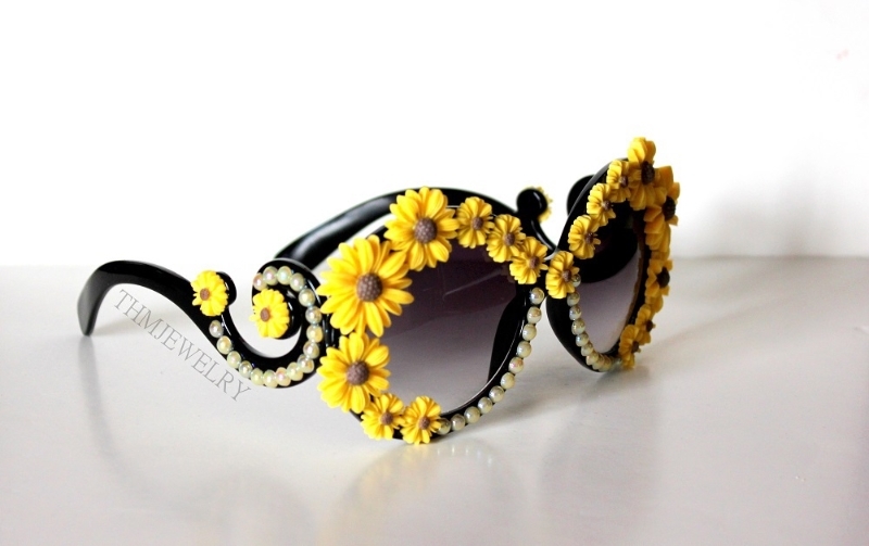 Sunflower Deco Embellished Sunnies, Yellow Flower Fashion Party Sunglasses